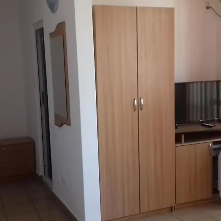 Vila Min * Constança