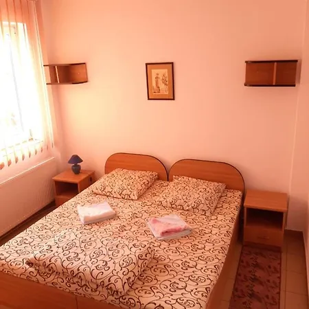Vila Min Casa de hóspedes Constança